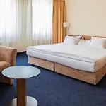 Residenz 4* ليمبورغيرهوف