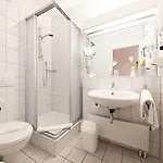 Residenz فندق 4*