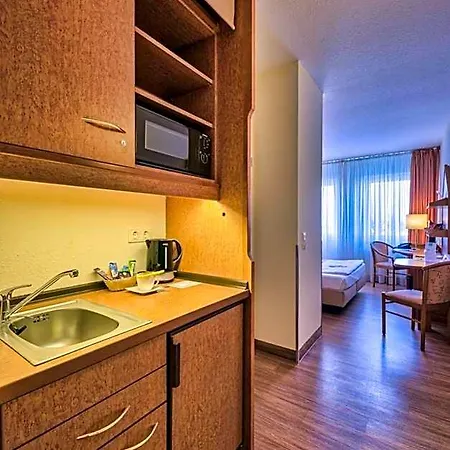 Residenz Hotel 4*